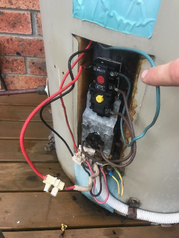 hot-water-thermostat-replacement